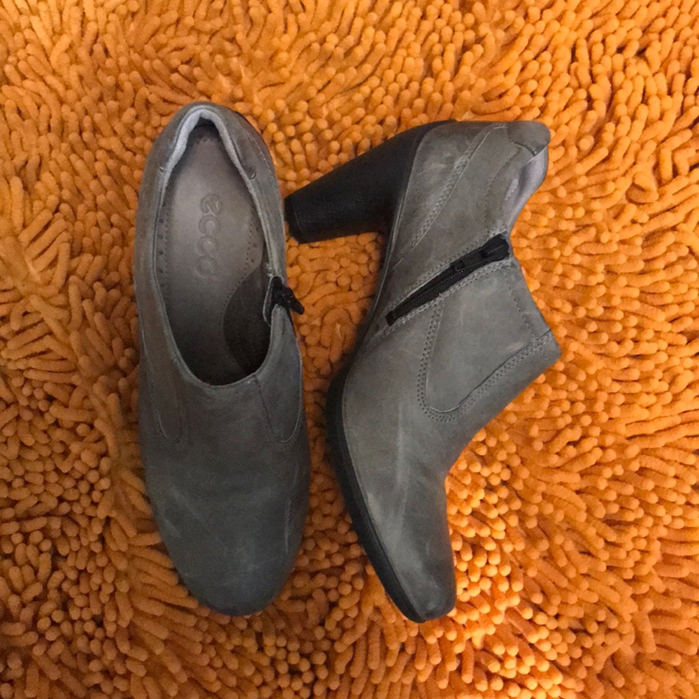 Ecco leather heel boots
